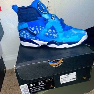 Jordan 8 retro GS, size 4y, worn once, still in box like new